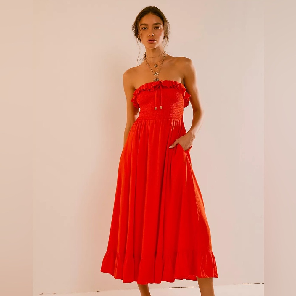 NWT Free people Lush Life Linen Strapless Midi Dress in mandarin red. Size Xs